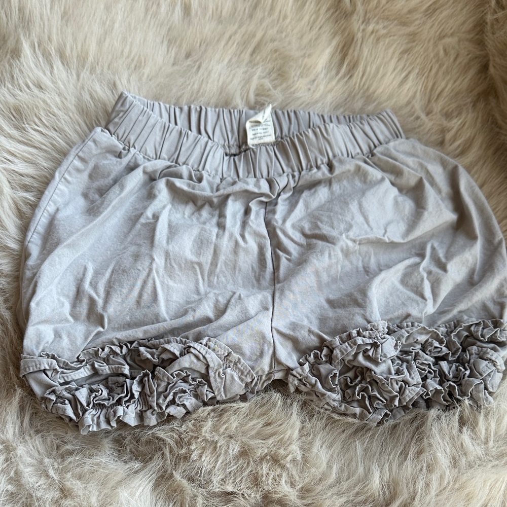 Kate Quinn Gray Ruffle Shorts